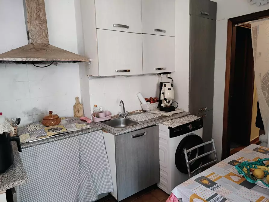 Immagine 3 di Appartamento in vendita  a Livorno