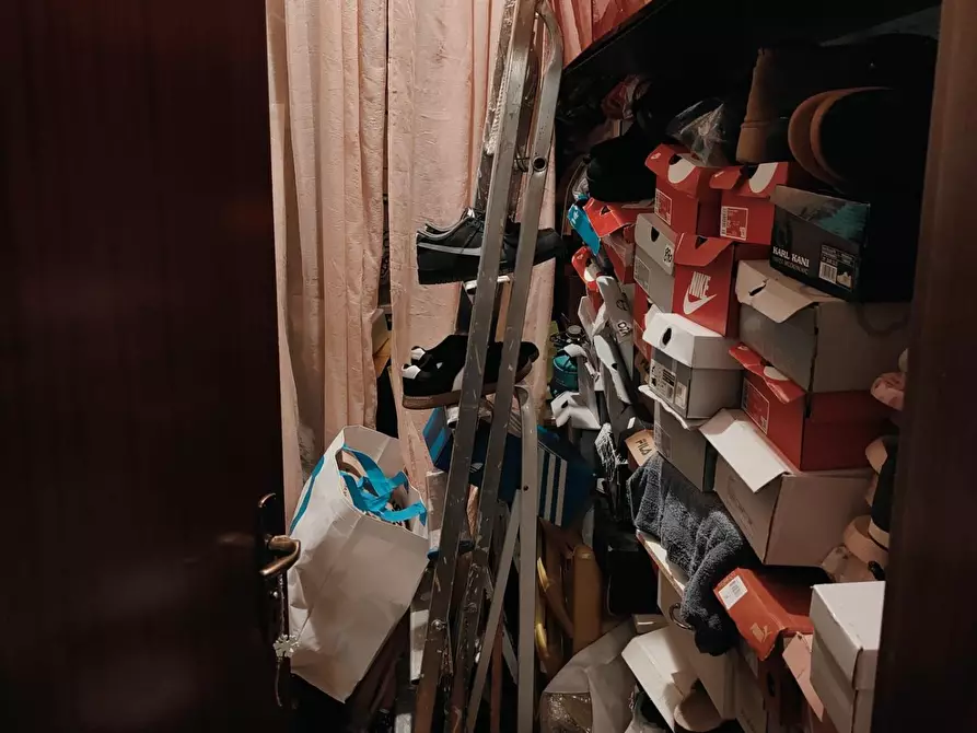 Immagine 20 di Appartamento in vendita  a Livorno