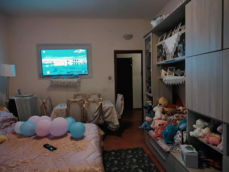 Immagine 8 di Appartamento in vendita  a Livorno