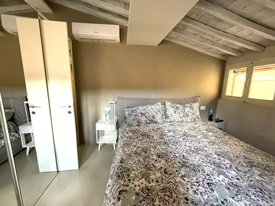 Immagine 23 di Appartamento in vendita  a Siena