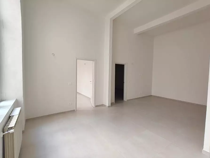 Immagine 26 di Appartamento in vendita  a Livorno
