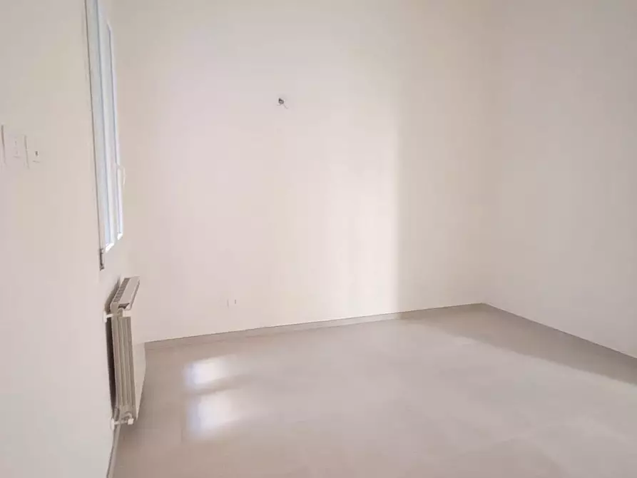 Immagine 12 di Appartamento in vendita  a Livorno