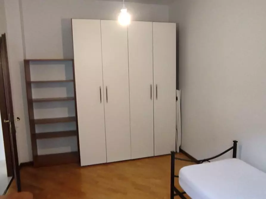 Immagine 8 di Appartamento in affitto  a Pisa