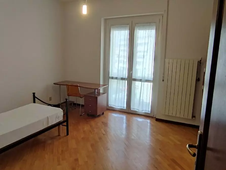 Immagine 7 di Appartamento in affitto  a Pisa