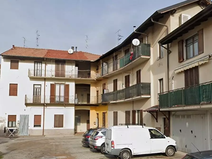 Immagine 2 di Appartamento in vendita  a Misinto