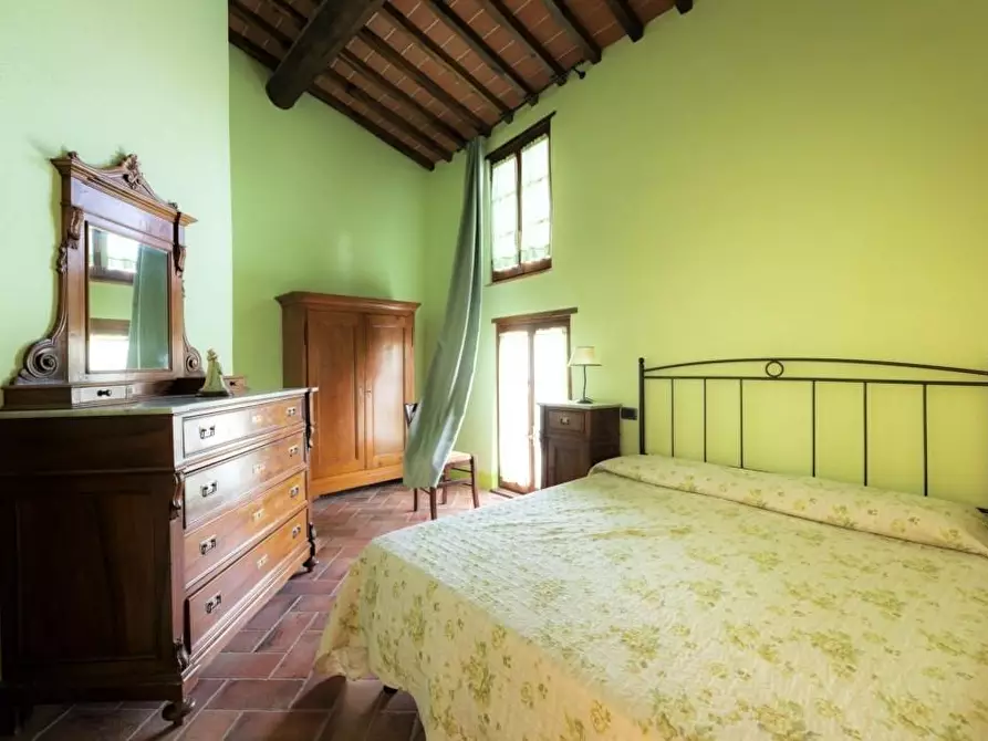 Immagine 25 di Casa colonica in vendita  a Colle Di Val D'elsa