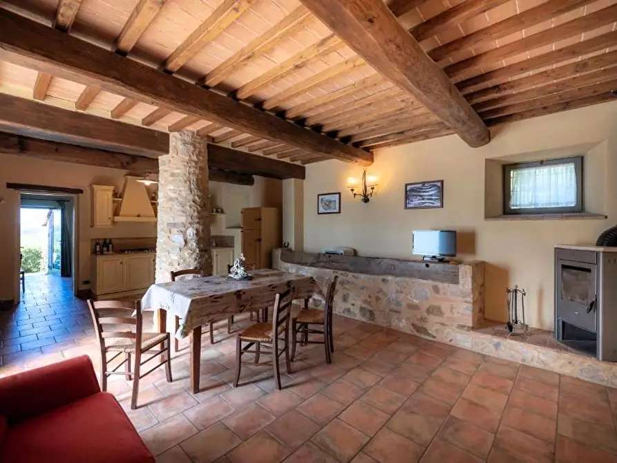 Immagine 26 di Casa colonica in vendita  a Colle Di Val D'elsa