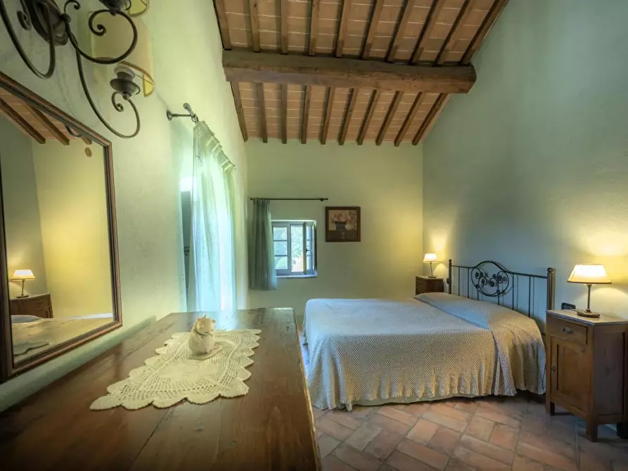 Immagine 31 di Casa colonica in vendita  a Colle Di Val D'elsa