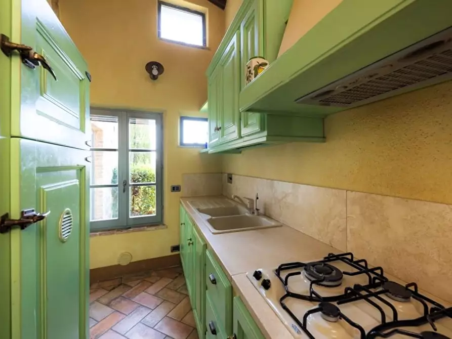 Immagine 24 di Casa colonica in vendita  a Colle Di Val D'elsa