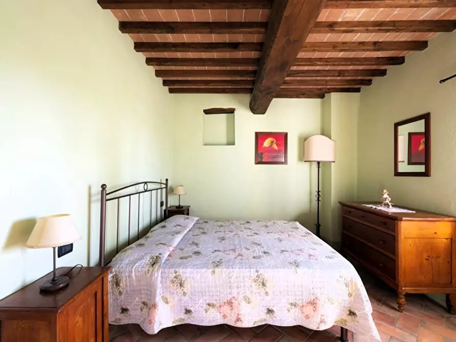 Immagine 37 di Casa colonica in vendita  a Colle Di Val D'elsa