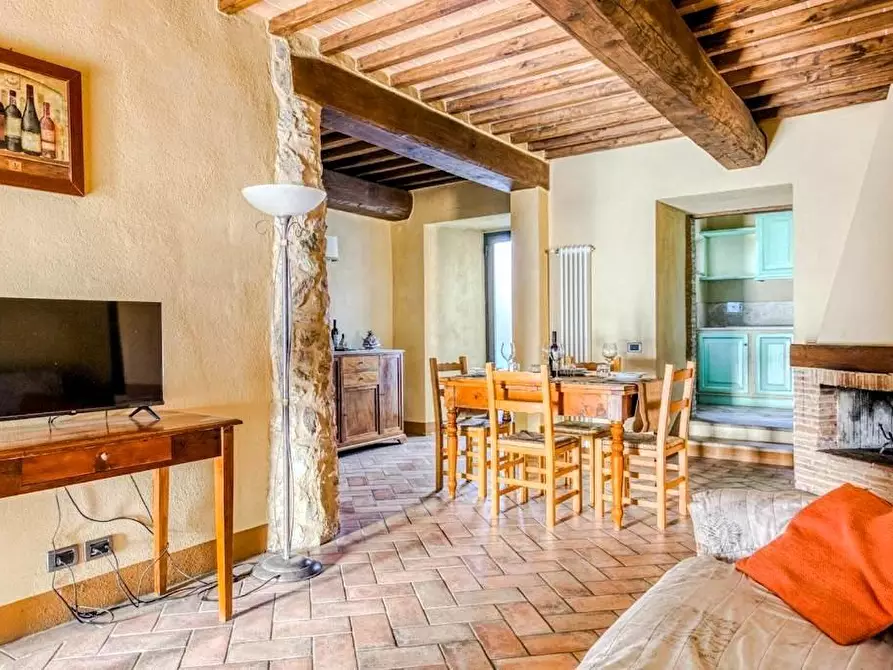 Immagine 20 di Casa colonica in vendita  a Colle Di Val D'elsa