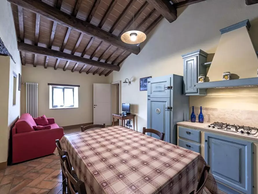Immagine 29 di Casa colonica in vendita  a Colle Di Val D'elsa