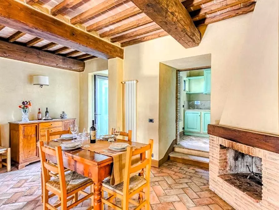Immagine 19 di Casa colonica in vendita  a Colle Di Val D'elsa