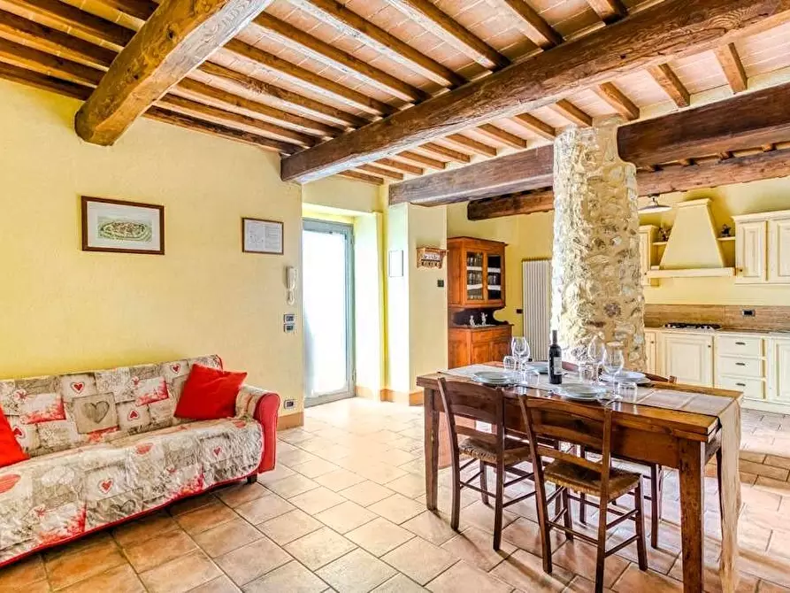 Immagine 18 di Casa colonica in vendita  a Colle Di Val D'elsa