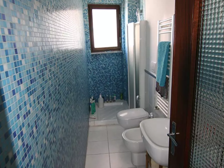 Immagine 11 di Appartamento in vendita  a Carrara