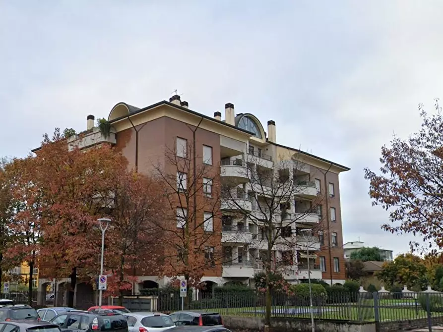 Immagine 1 di Appartamento in vendita  a Agrate Brianza