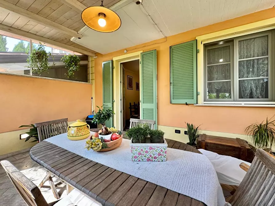 Immagine 20 di Villetta a schiera in vendita  a Porcari