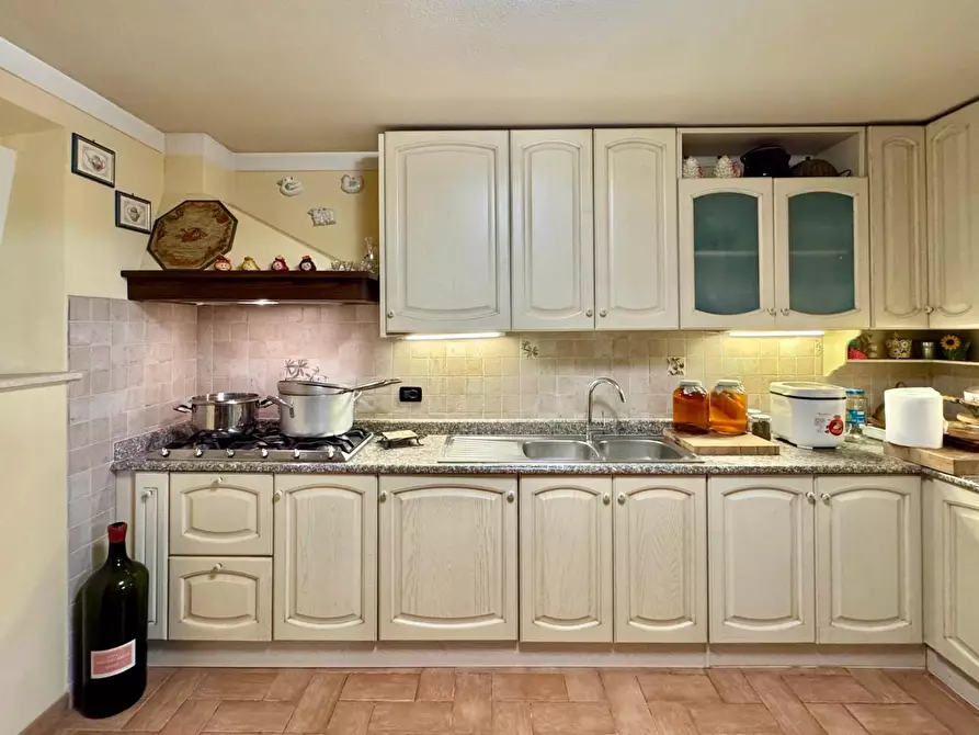 Immagine 32 di Villetta a schiera in vendita  a Porcari