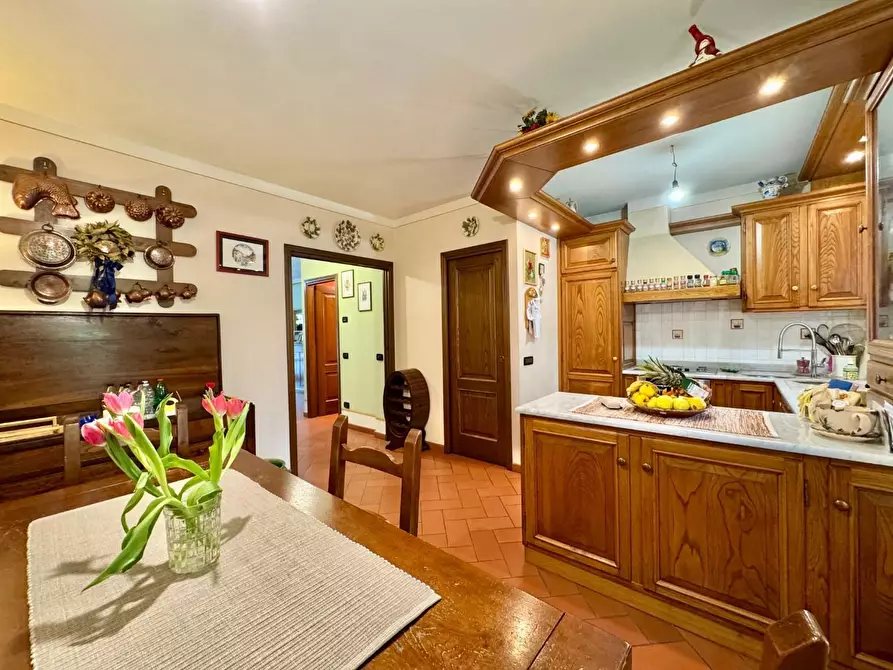 Immagine 16 di Villetta a schiera in vendita  a Porcari