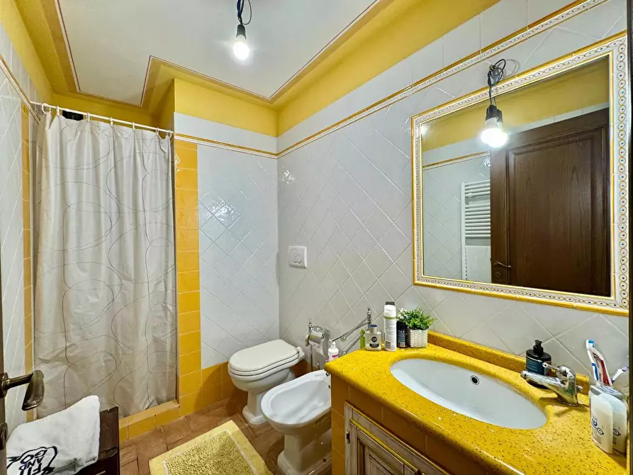 Immagine 29 di Villetta a schiera in vendita  a Porcari