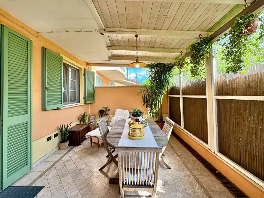 Immagine 18 di Villetta a schiera in vendita  a Porcari