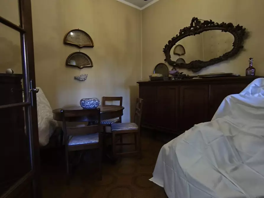 Immagine 4 di Casa trifamiliare in vendita  a Carrara