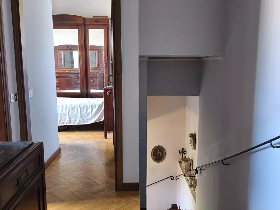 Immagine 11 di Casa trifamiliare in vendita  a Carrara