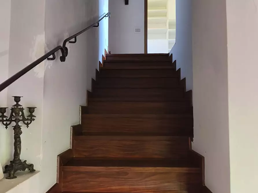 Immagine 10 di Casa trifamiliare in vendita  a Carrara