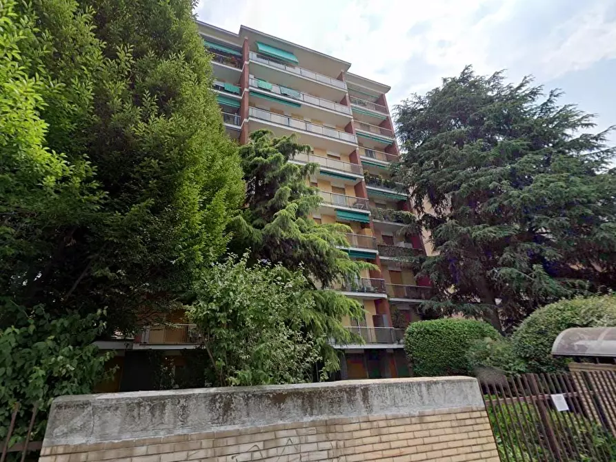 Immagine 2 di Appartamento in vendita  a Desio