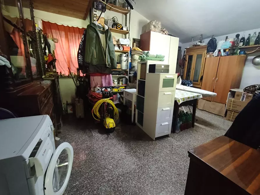 Immagine 47 di Villa in vendita  a Massarosa