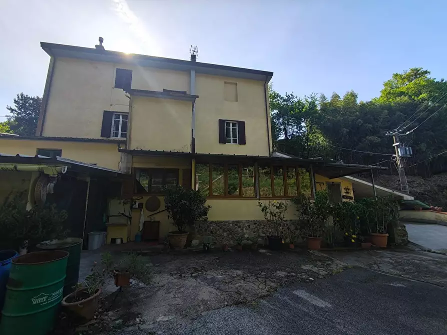 Immagine 53 di Villa in vendita  a Massarosa