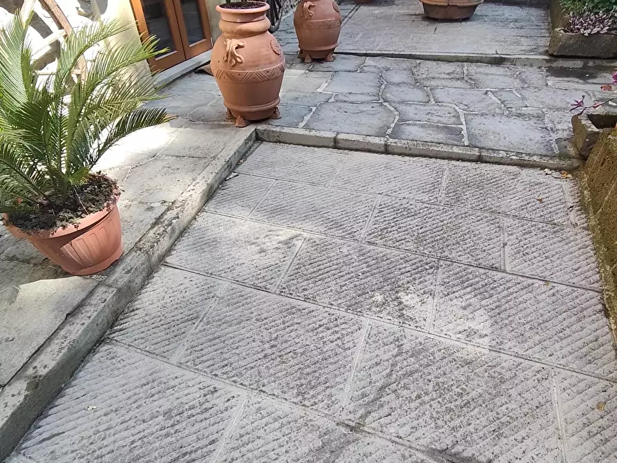 Immagine 5 di Villa in vendita  a Massarosa