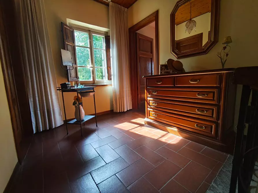 Immagine 13 di Villa in vendita  a Massarosa