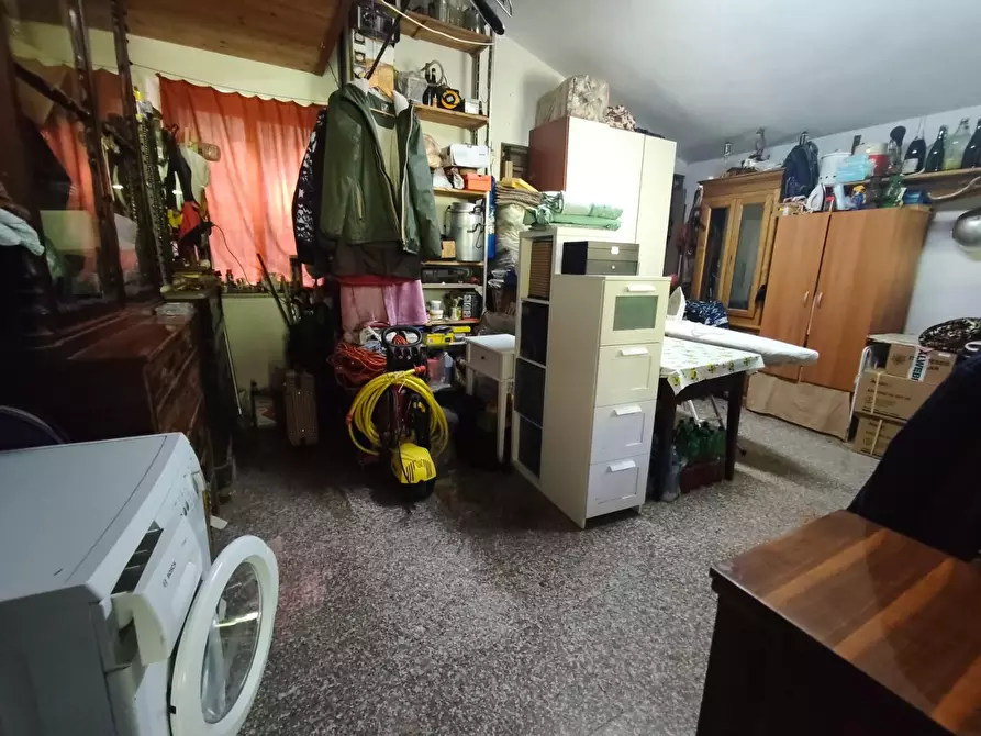 Immagine 48 di Villa in vendita  a Massarosa