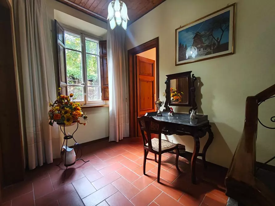 Immagine 23 di Villa in vendita  a Massarosa