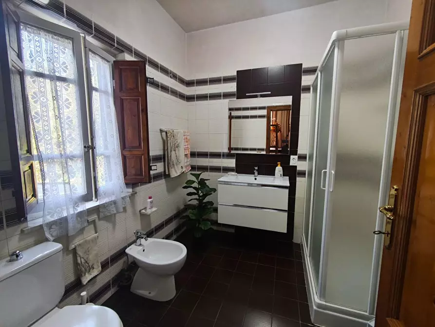 Immagine 26 di Villa in vendita  a Massarosa