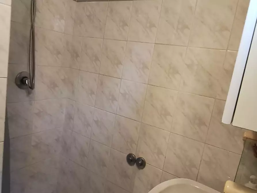 Immagine 41 di Villa in vendita  a Massarosa