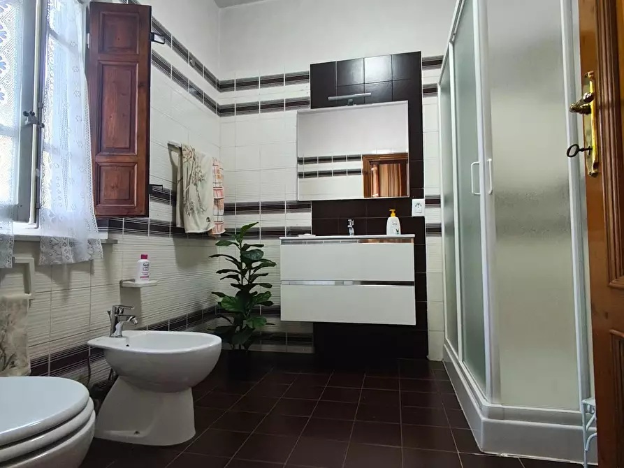 Immagine 25 di Villa in vendita  a Massarosa