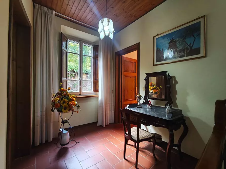 Immagine 24 di Villa in vendita  a Massarosa