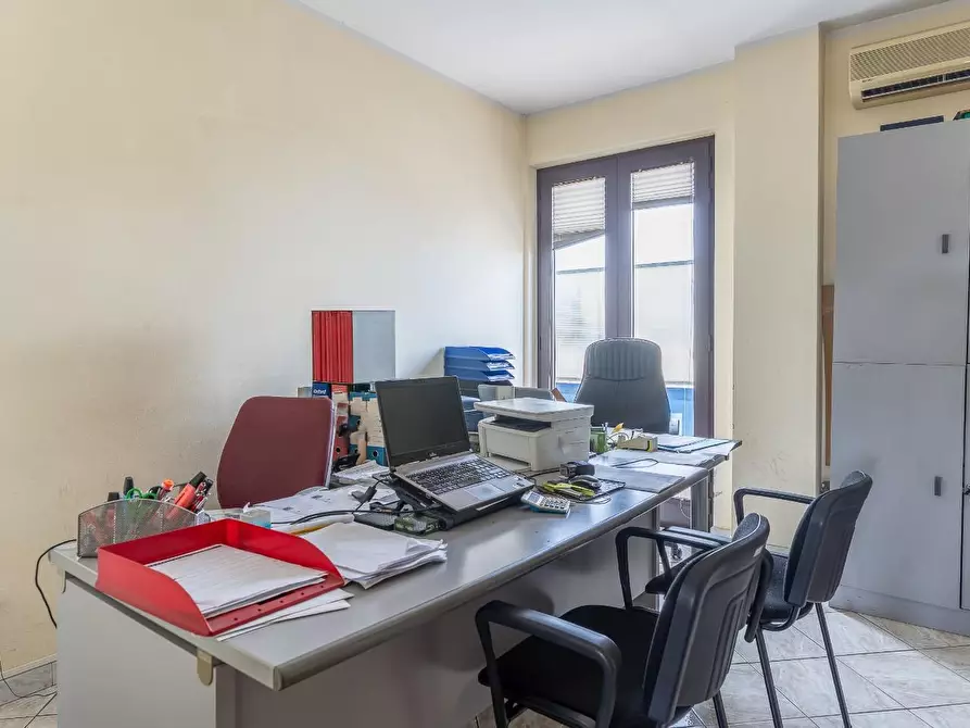 Immagine 12 di Laboratorio in vendita  a San Miniato