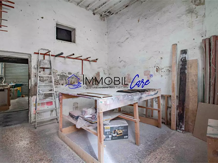 Immagine 7 di Appartamento in vendita  a Livorno