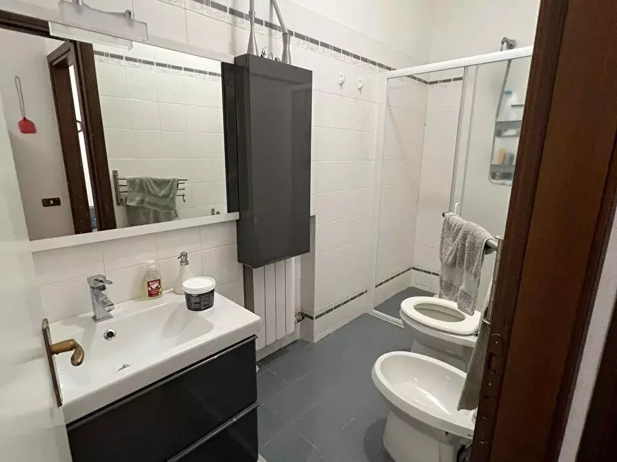 Immagine 15 di Casa semindipendente in vendita  a Sarzana