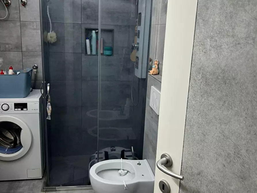 Immagine 9 di Casa semindipendente in vendita  a Sarzana