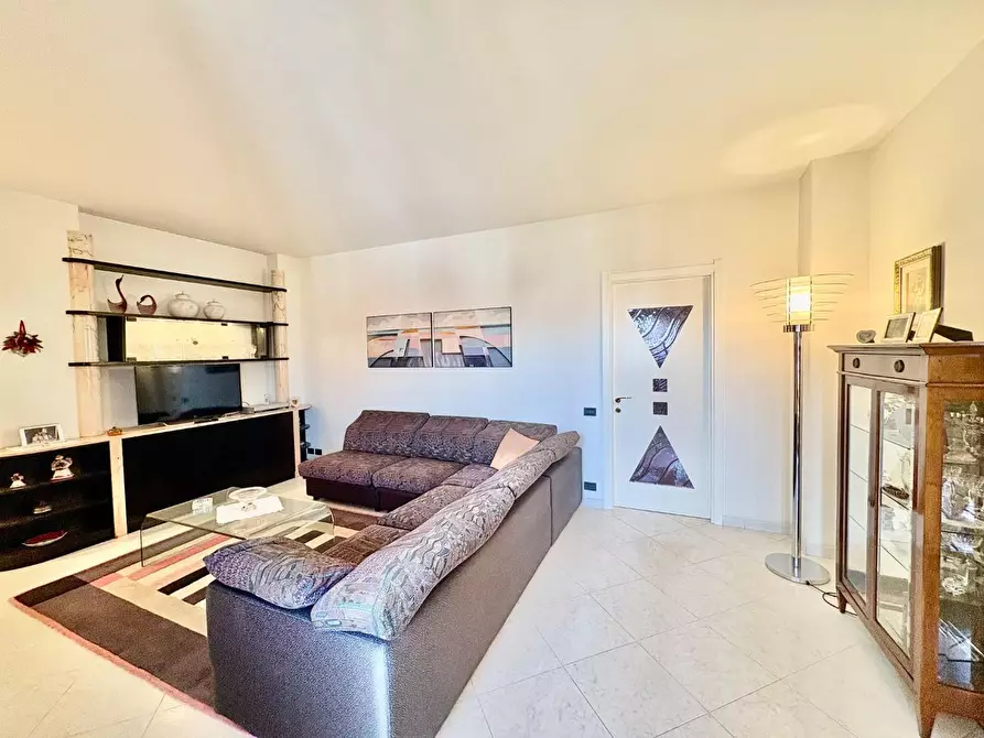 Immagine 5 di Appartamento in vendita  a Castelfiorentino