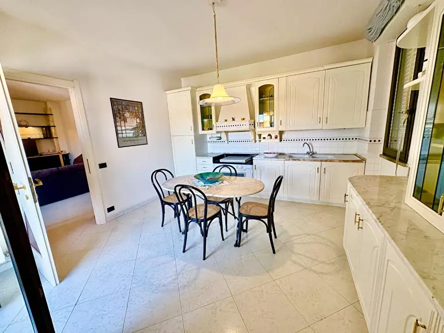 Immagine 9 di Appartamento in vendita  a Castelfiorentino