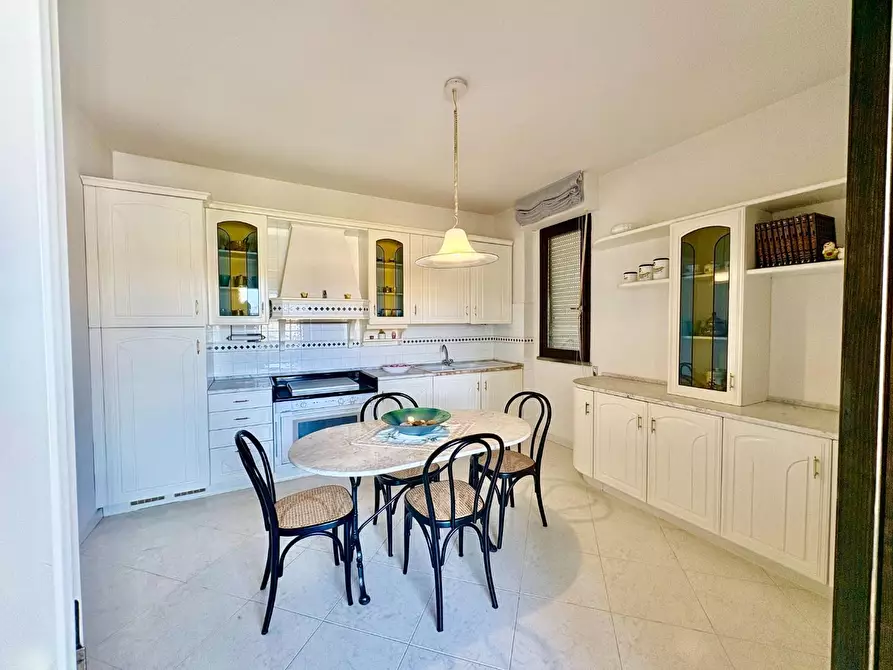 Immagine 13 di Appartamento in vendita  a Castelfiorentino