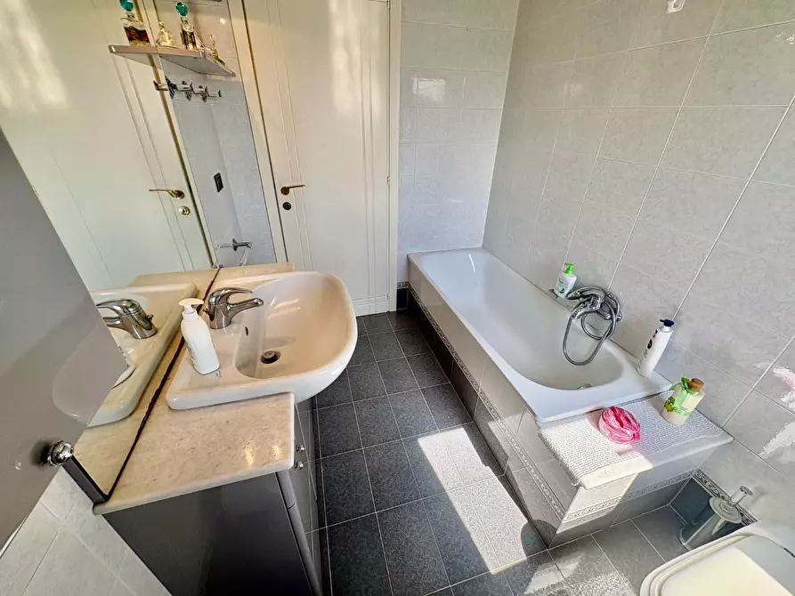 Immagine 32 di Appartamento in vendita  a Castelfiorentino