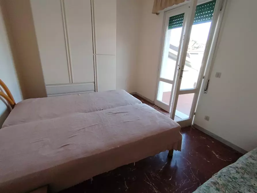 Immagine 12 di Villetta a schiera in vendita  a Pietrasanta