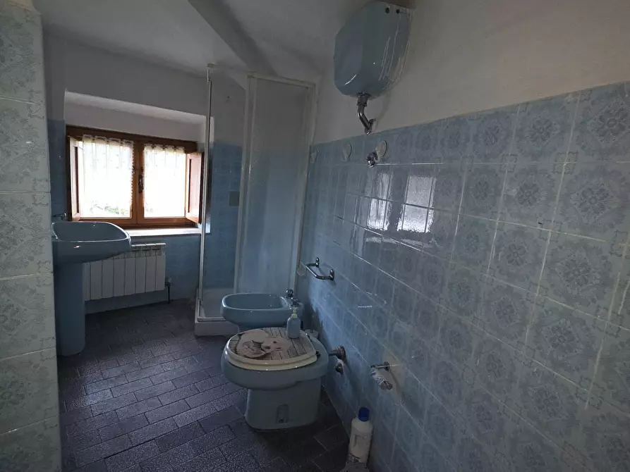 Immagine 14 di Mansarda in vendita  a Lucca