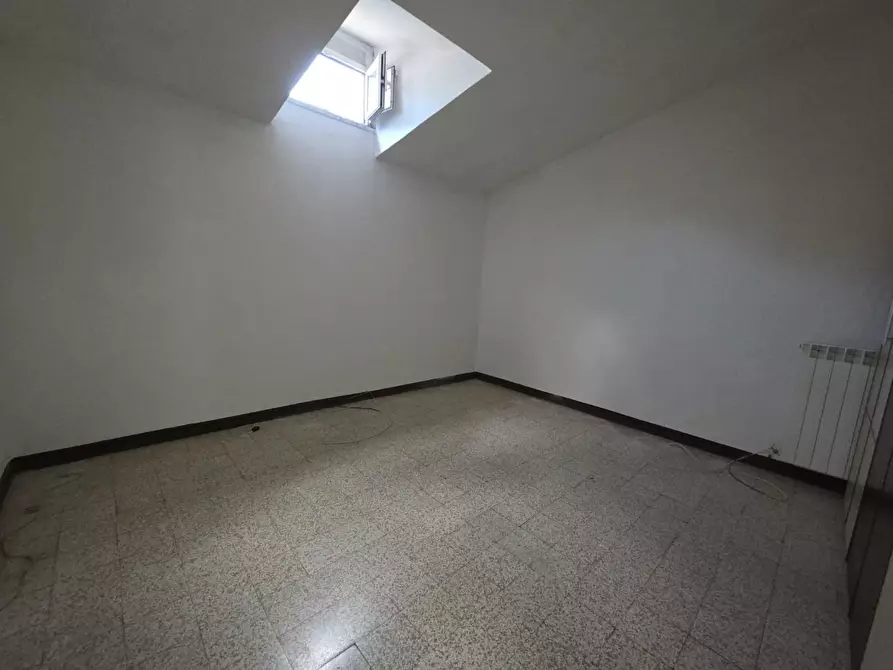 Immagine 6 di Mansarda in vendita  a Lucca